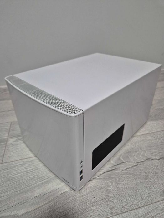 якісний mini-ITX корпус Fractal Design Node 304 White. Trade-in