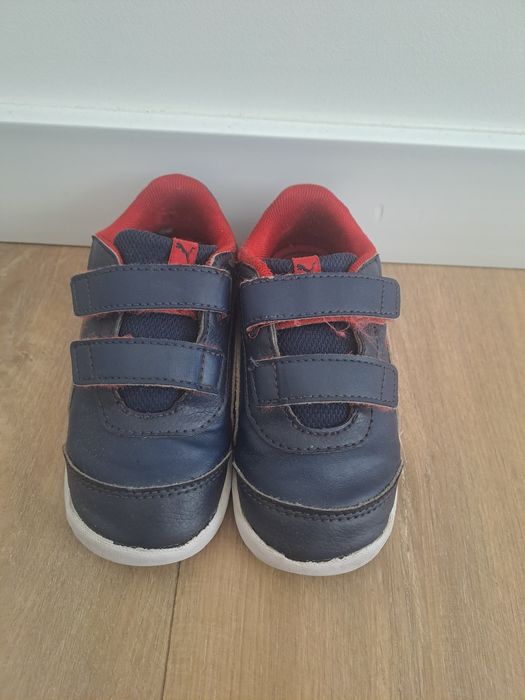 Buty sportowe Puma rozm. 25