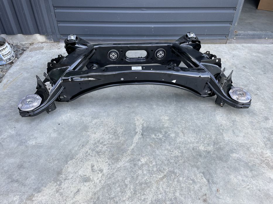 Балка подрамник original W212 W204 W205 W213 мерседес Mercedes підрамник новий е клас ц клас