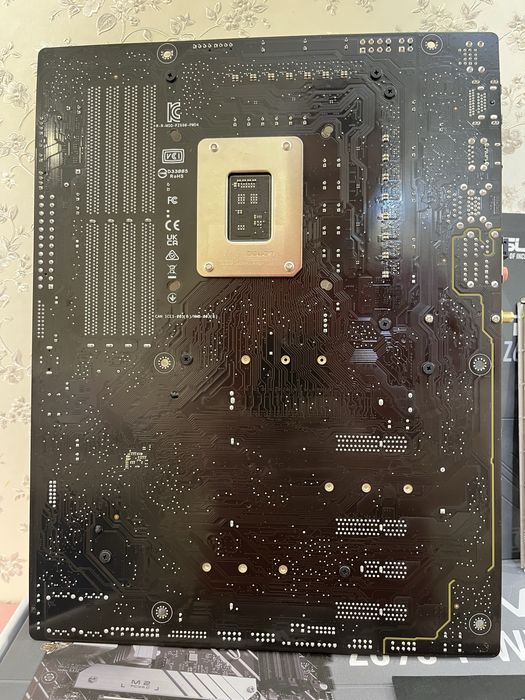 Материнська плата Asus PRIME Z690-P D4