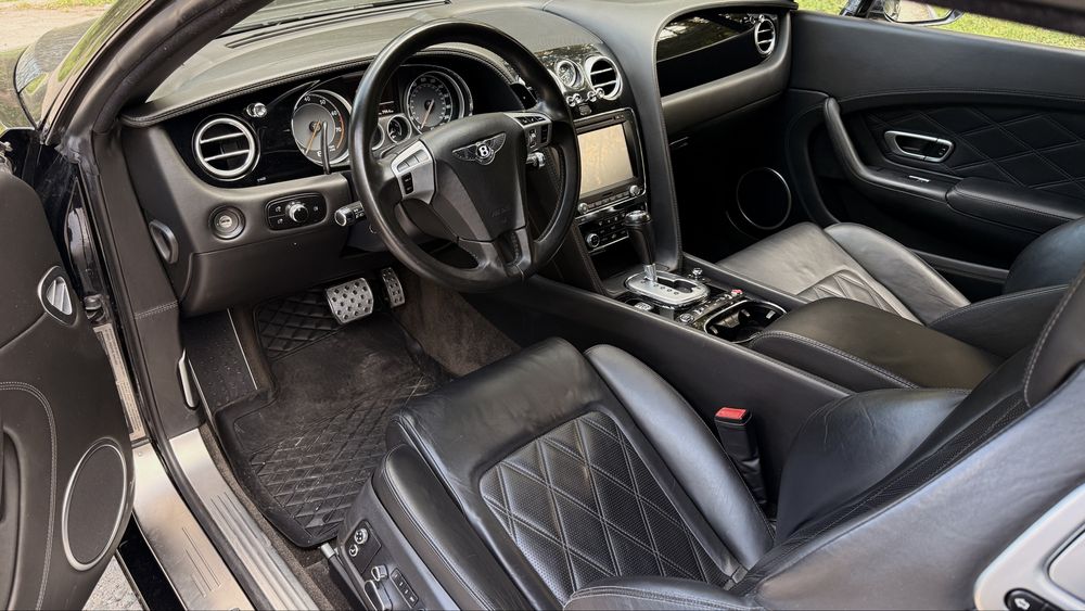 Bentley Continental GT 4.0 V8 Carbon look Maxton Design zamiana