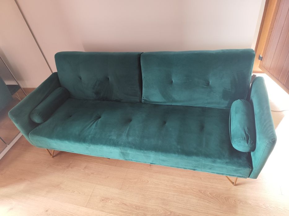 Sofá-cama elegante em verde – conforto e estilo no mesmo móvel