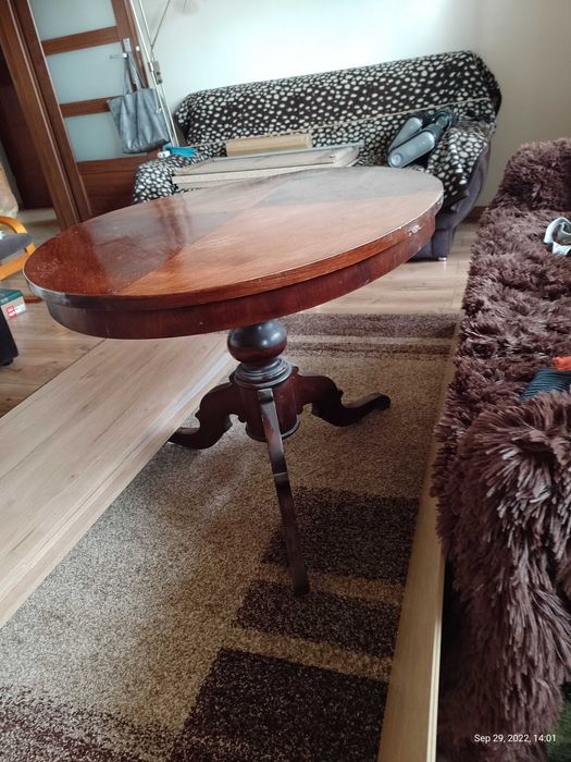 Stół owalny, antyk