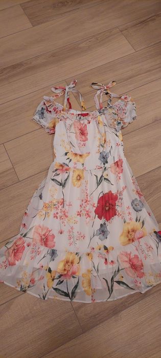 Sukienka / Sukienki rozmiar 34 / XS