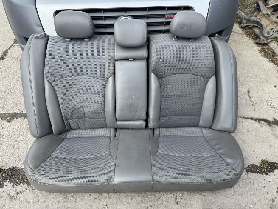 Заднее сидение Hyundai sonata YF. Дефект