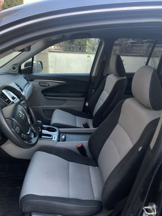 Продам автомобіль honda ridgleran