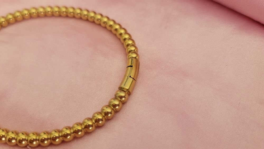 Pulseira Dourada em Aço Inoxidável