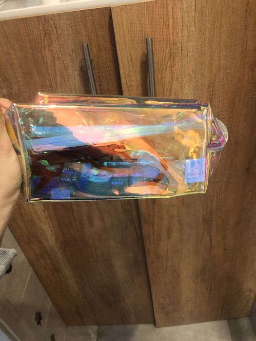 Kosmetyczka multikolor + pojemniki puste mini