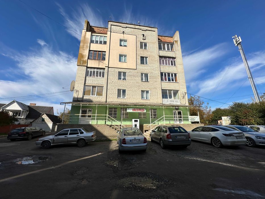 Оренда комерційного приміщення по вул. Новочерчицька