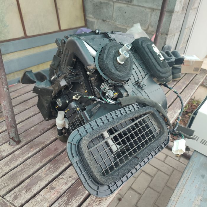 Печка Ниссан рог