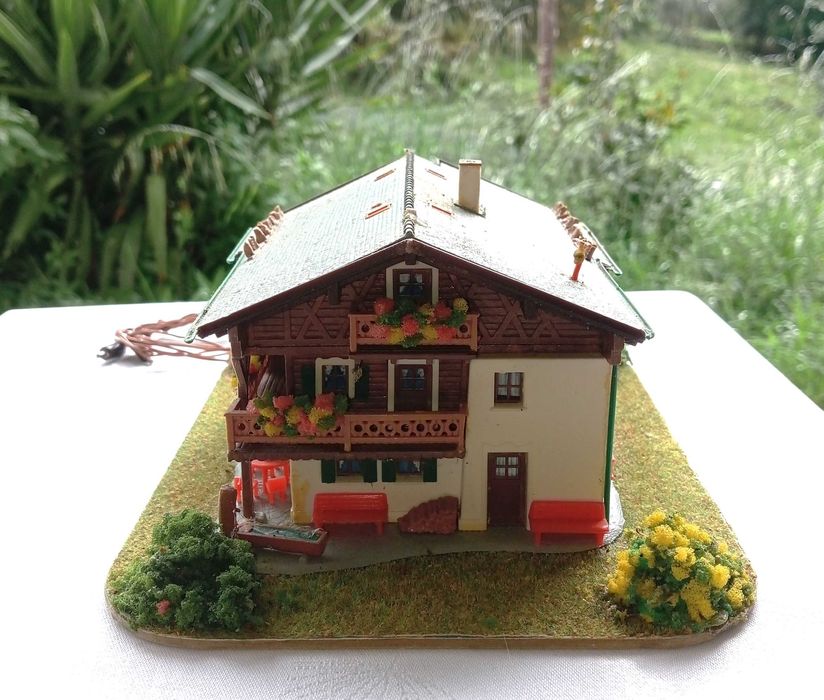 KIBRI H0, 330, Pousada dos Alpes, com ILUMINAÇÃO