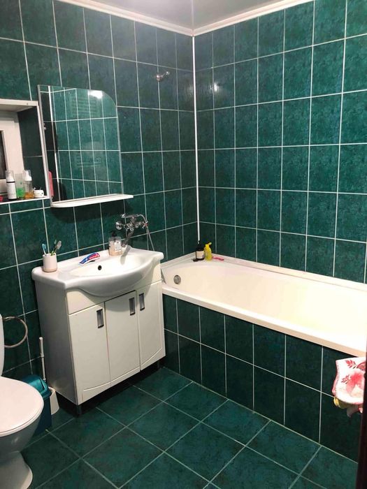 Продам будинок. Вул.Грушевського,70.