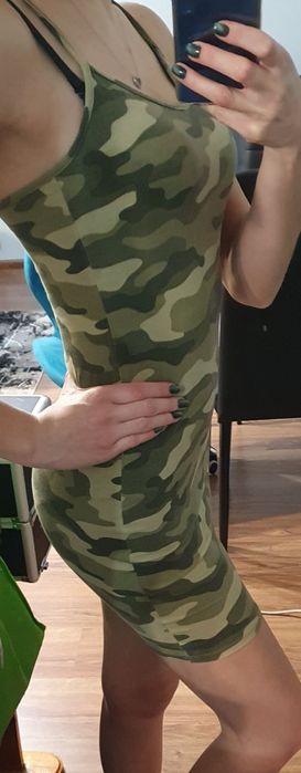 Sukienka obcisła