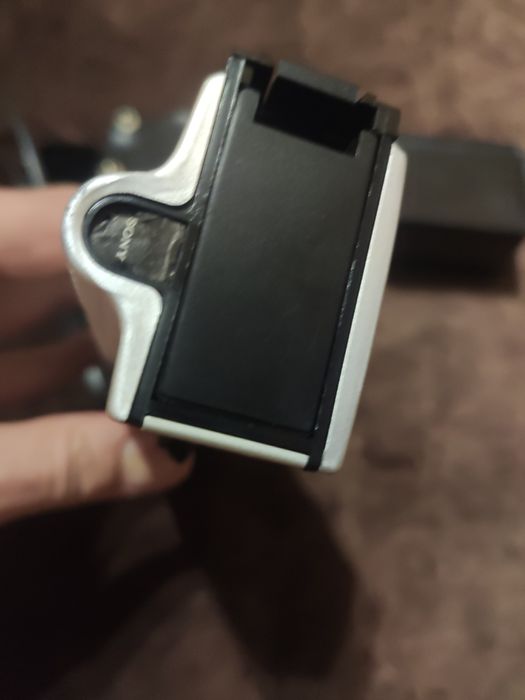 Рация Sony.     .