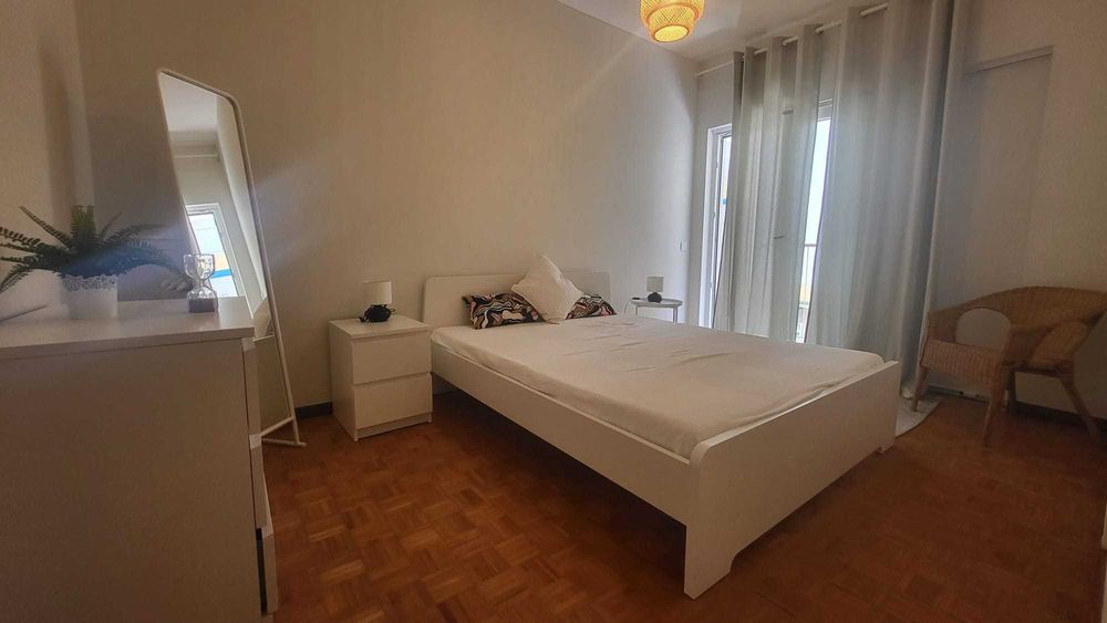 Apartamento T4 para férias junto á praia, Quarteira