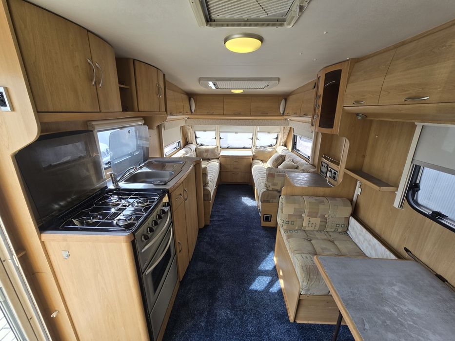 Caravana Lunar Clubman 2004 4 Dormidas ( inglesa)
