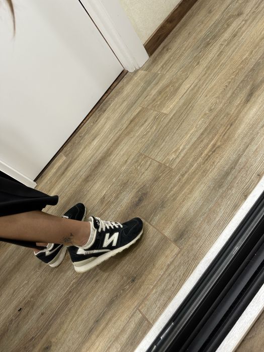 New Balance 996 кросівки в ретро стилі