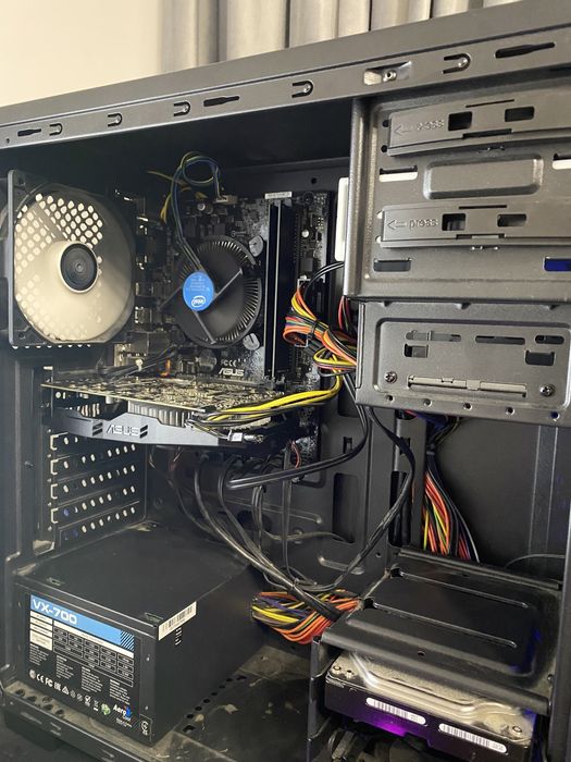 Продам надійний комп’ютер у гарному стані.