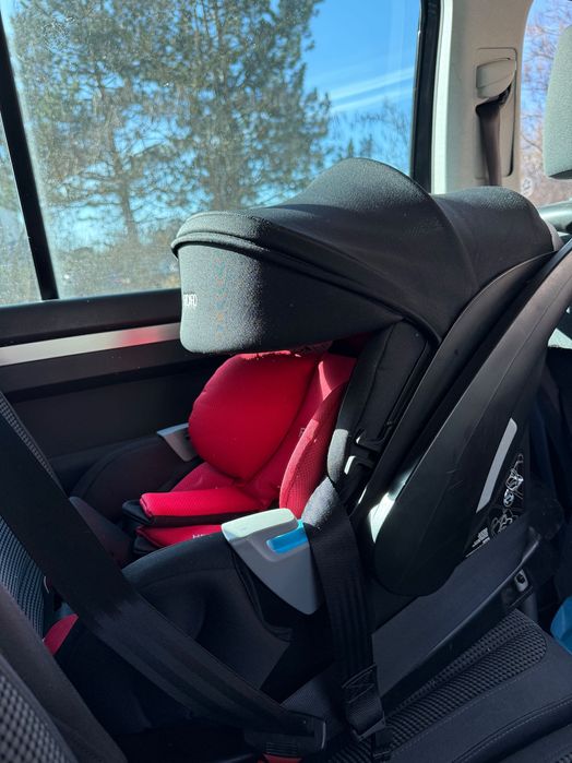 Sprzedam fotelik samochodowy