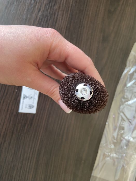 Бублик для пучка на кнопці