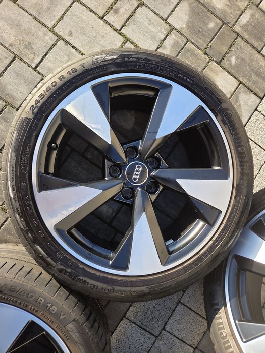 Super kolo Felgi Audi A4 18 5x112 8J ET40 8W0 A4 A5 B9
