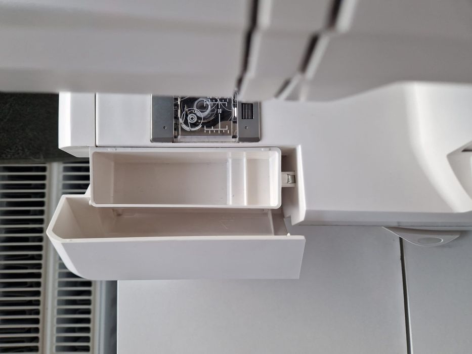 Maszyna do szycia Husqvarna Emerald 116