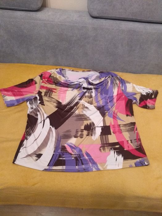 Wzorzysta bluzka r.ok.48