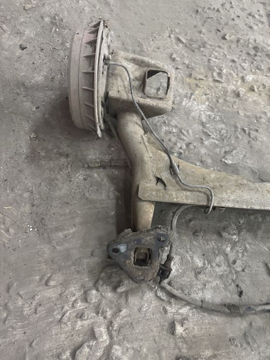 Продам заднюю балку ваз 2109 2110