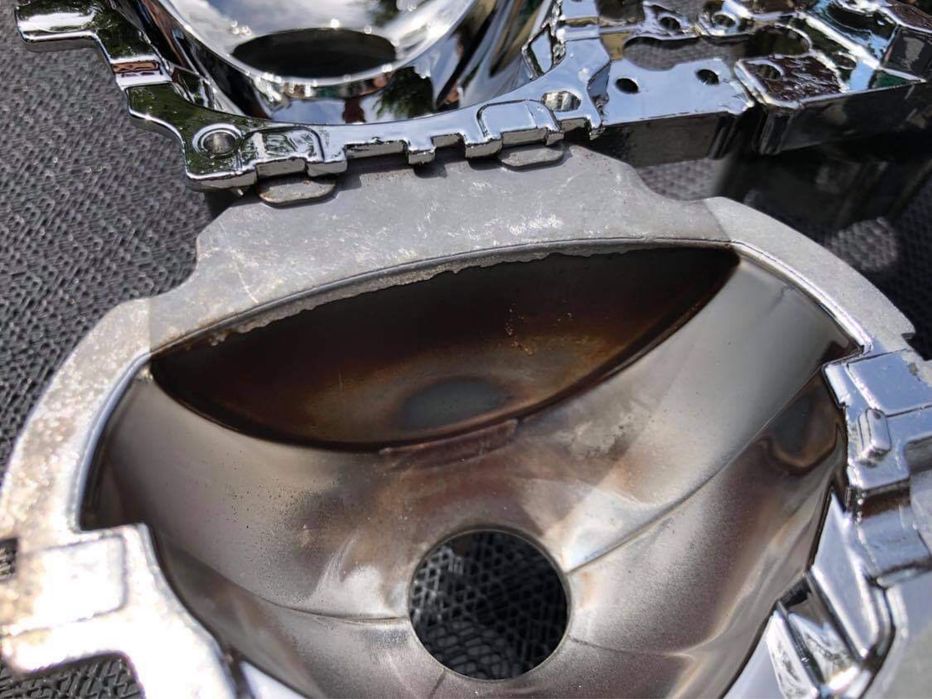 Odbłyśniki po Regeneracji Soczewka Soczewki Audi A4 B6 BiXenon D1S