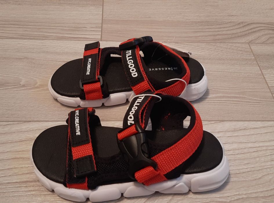 Сандали Reserved розмір 28