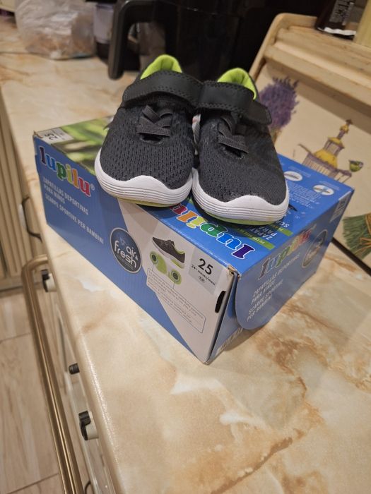 Кросівки дитячі детские