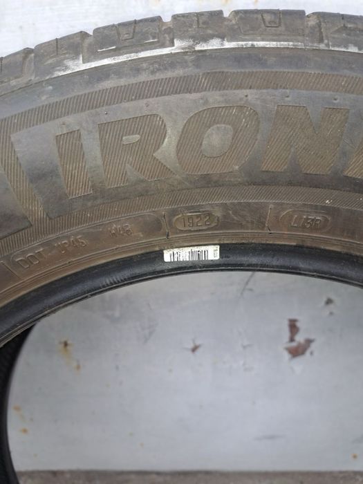 Всесезонная резина, пара Ironman 235/60/18