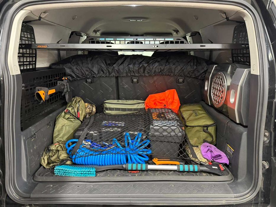 Полиця MOLLE-органайзер під стелю Toyota FJ Cruiser в багажник
