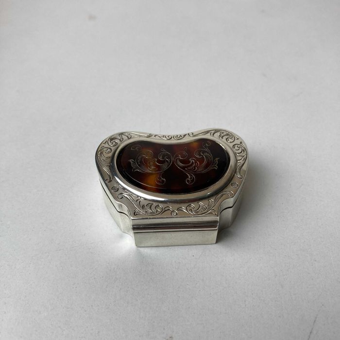 Caixa de Rapé antiga em Prata e Ambar Século XVII-XIX