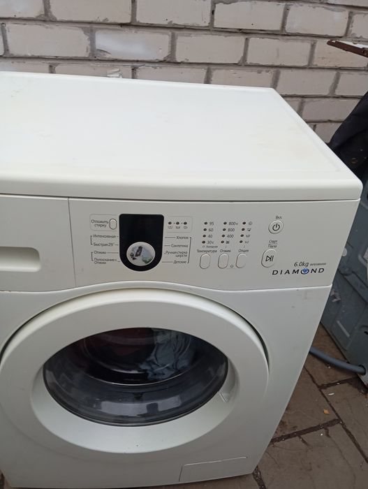 Продам  стиральную машину б/у  Samsung Diamond  на 6кг