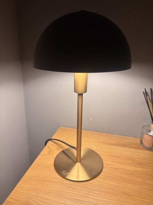 Lampka nocna Brilliant Lillian