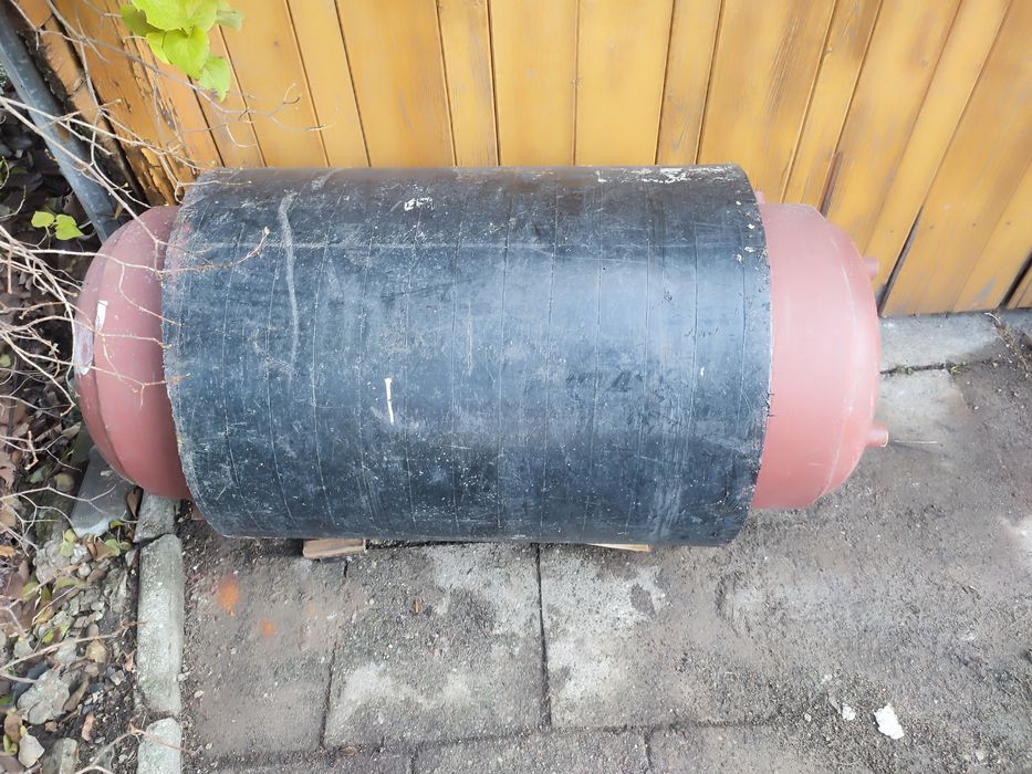 Boiler wody z wężownicą około 240l gruba blacha