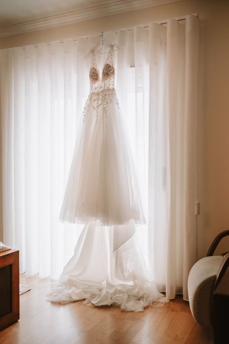 Vendo vestido noiva ótimo estado