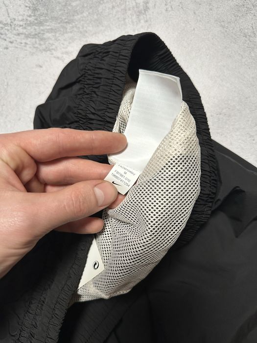 Нейлонові спортивні штани Nike Big Swoosh