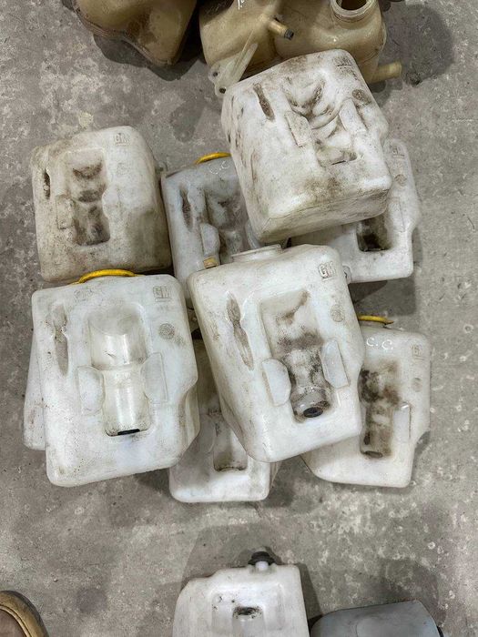 Бачок омывателя Opel Combo C/Corsa C