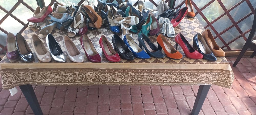 Buty damskie sandałki szpilki kozaki wszystko skóra