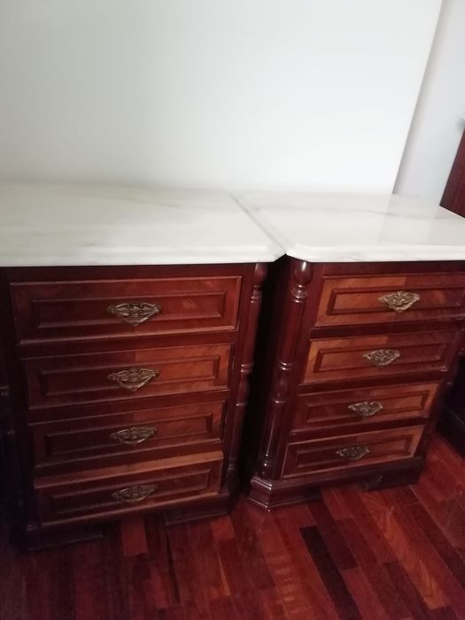 Quarto de casal "Mogno e Cerejeira"