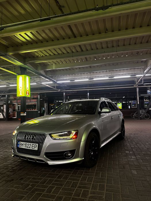 Audi a4b8 allroad 2013 рік 2.0 tfsi