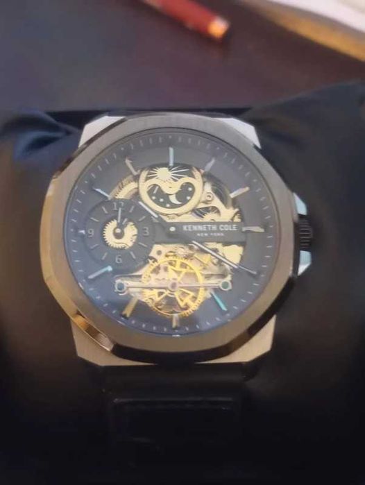segue para venda: relógio Kenneth Cole Automático Esqueleto.