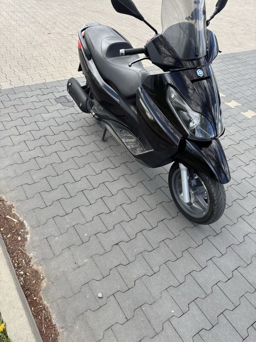 Piaggio x7 125  na kategorie B