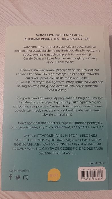 Sprzedam ksiazke Purpurowe serca