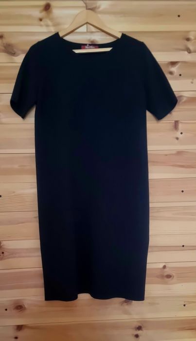 Max Mara studio  czarna suknia klasyk