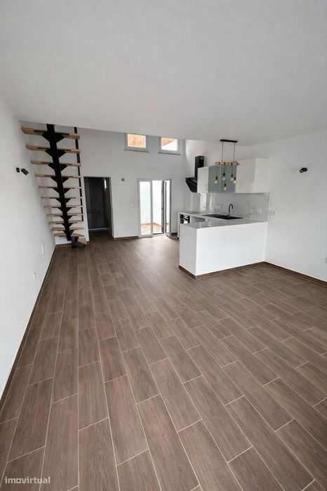 Moradia Centro Samora Correia