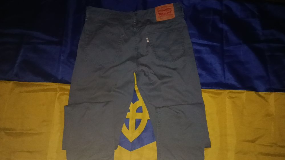 джынсы  от Levi's