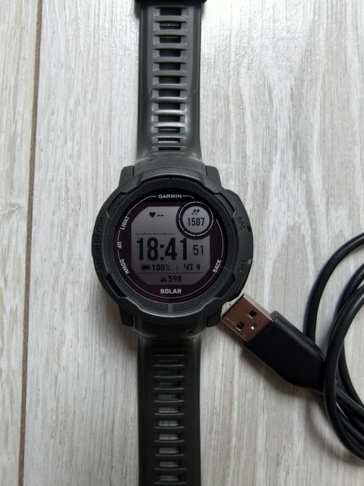 Продам Garmin Instinct 2 Solar